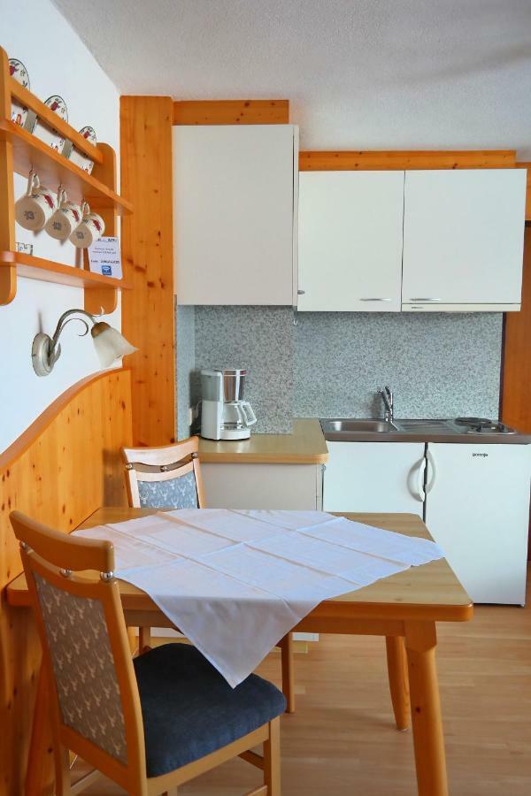 Gastehaus Hosp Appartement Obsteig Buitenkant foto